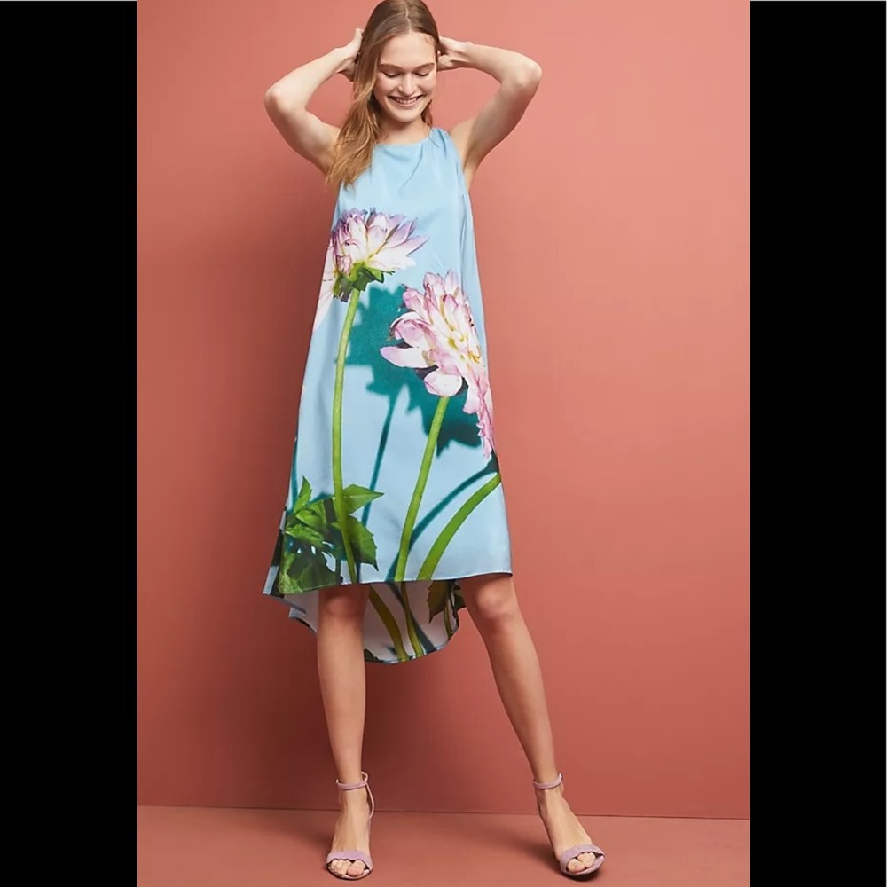 Anthropologie photorealistic silk dress, size 6🌸💕